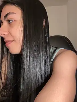 Liissa cute  online show from October 18, 2025, 10:54 pm