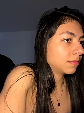 Liissa cute  online show from December 3, 2025, 9:02 pm