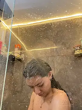 Liissa cute  online show from June 26, 2026, 4:55 pm