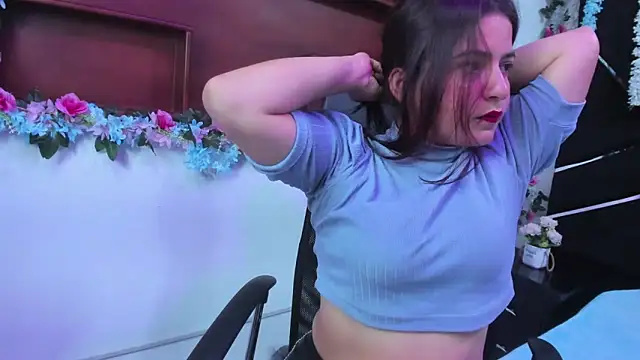 MariaClay online show from November 24, 2025, 1:00 pm