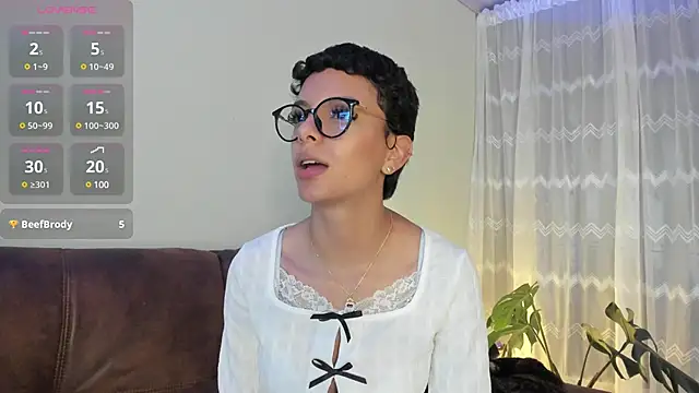 Snapshot of peyton_golden1 chatting on February 8, 2025, 7:15 am peyton golden1 online show from February 8, 2025, 7:15 am