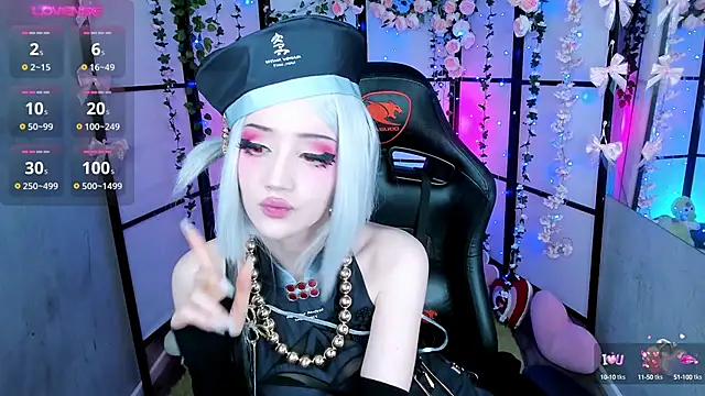 Snapshot of LilithLin chatting on February 4, 2025, 10:13 pm LilithLin online show from February 4, 2025, 10:13 pm