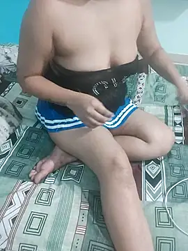 Snapshot of Dreamgirl1211 chatting on September 12, 2025, 10:43 pm Dreamgirl1211 online show from September 12, 2025, 10:43 pm