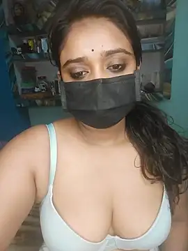 Snapshot of Dreamgirl1211 chatting on November 22, 2025, 7:13 pm Dreamgirl1211 online show from November 22, 2025, 7:13 pm