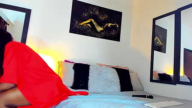 Snapshot of KimberlyBanks2 chatting on October 25, 2025, 3:18 pm KimberlyBanks2 online show from October 25, 2025, 3:18 pm