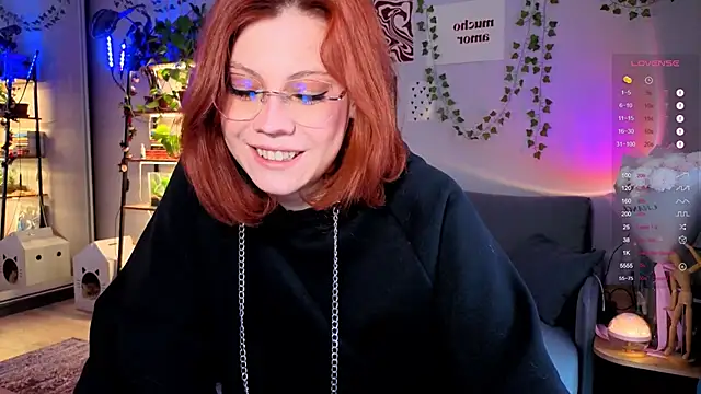 Snapshot of Your_Corvus chatting on November 11, 2025, 8:47 am Your Corvus online show from November 11, 2025, 8:47 am