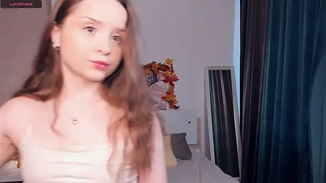 Snapshot of RenetTolken chatting on October 16, 2025, 9:10 am RenetTolken online show from October 16, 2025, 9:10 am