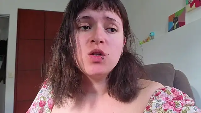 Snapshot of NEXT_DOOR_GIRL_ chatting on June 25, 2026, 9:08 pm NEXT DOOR GIRL online show from June 25, 2026, 9:08 pm