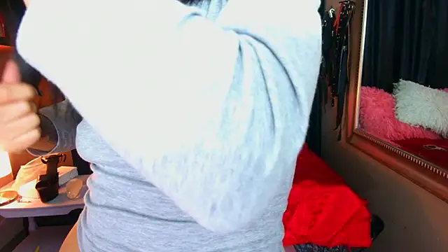 AvaLusty online show from March 3, 2026, 12:00 pm