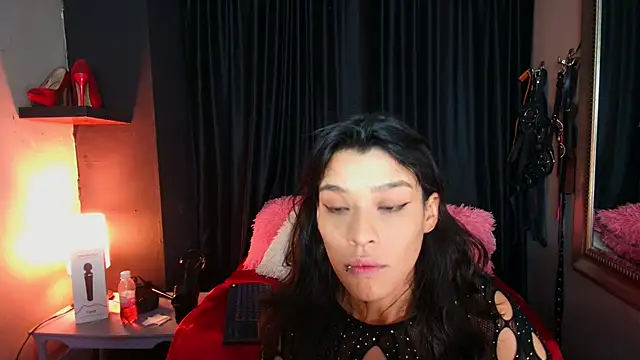 AvaLusty online show from March 13, 2026, 3:40 pm