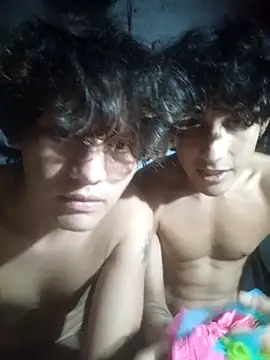 Snapshot of pedrodavid_ chatting on December 5, 2025, 1:14 am pedrodavid online show from December 5, 2025, 1:14 am