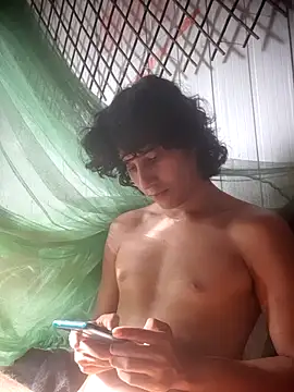 pedrodavid  online show from June 7, 2026, 7:06 pm