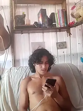 Snapshot of pedrodavid_ chatting on July 17, 2026, 6:02 pm pedrodavid online show from July 17, 2026, 6:02 pm