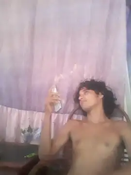 Snapshot of pedrodavid_ chatting on August 5, 2026, 2:31 pm pedrodavid online show from August 5, 2026, 2:31 pm