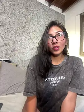 Snapshot of Caro_martinezz chatting on January 14, 2025, 9:13 am Caro martinezz online show from January 14, 2025, 9:13 am