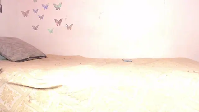 Angell Dustt  online show from February 12, 2025, 10:24 am