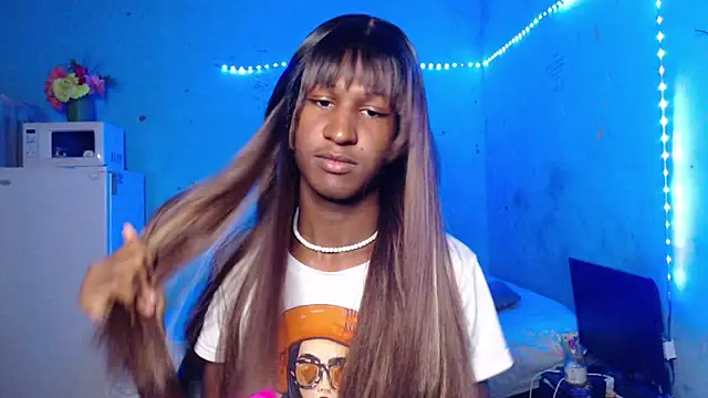 Angell Dustt  online show from October 1, 2025, 11:27 am