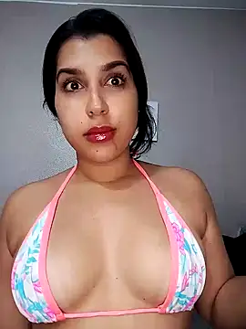 NiaSoler online show from February 6, 2025, 8:56 pm