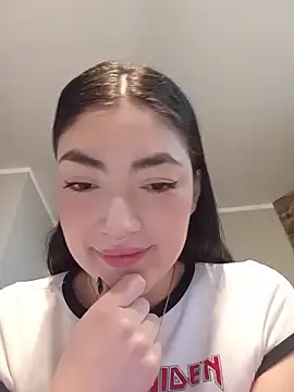 ThailyCherry online show from March 10, 2026, 10:20 am