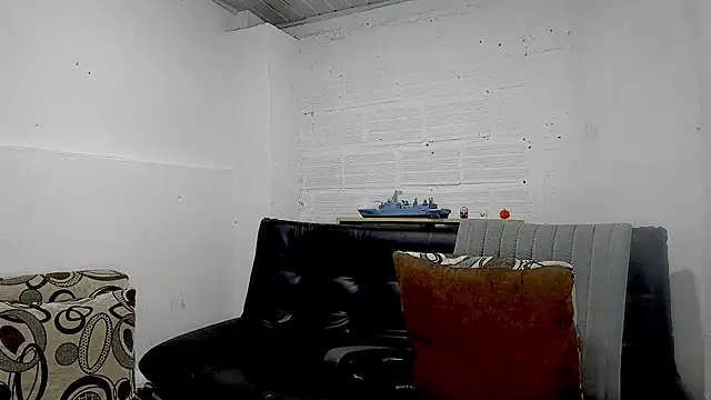 Snapshot of Himoreno25 chatting on March 9, 2025, 3:01 am Himoreno25 online show from March 9, 2025, 3:01 am