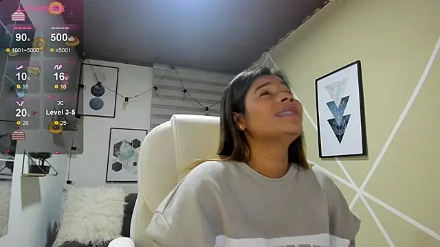 Snapshot of Enma__clark chatting on November 10, 2025, 2:43 am Enma clark online show from November 10, 2025, 2:43 am