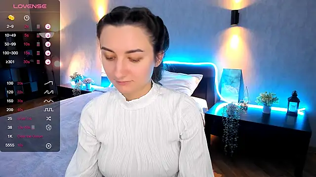 Snapshot of annacooleman chatting on January 15, 2025, 5:29 am annacooleman online show from January 15, 2025, 5:29 am