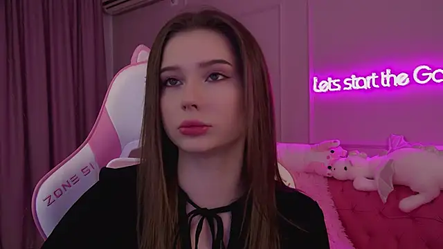 DianaVert online show from March 18, 2025, 6:15 pm