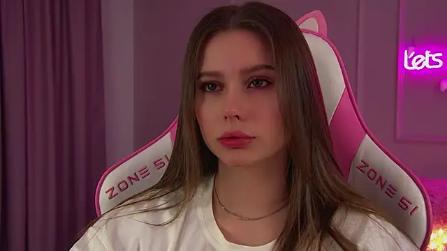 DianaVert online show from December 18, 2025, 6:03 pm