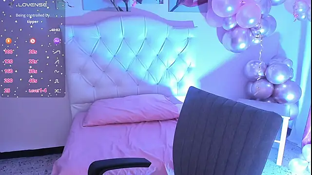 Snapshot of ellarosee_ chatting on March 17, 2025, 7:58 pm ellarosee online show from March 17, 2025, 7:58 pm