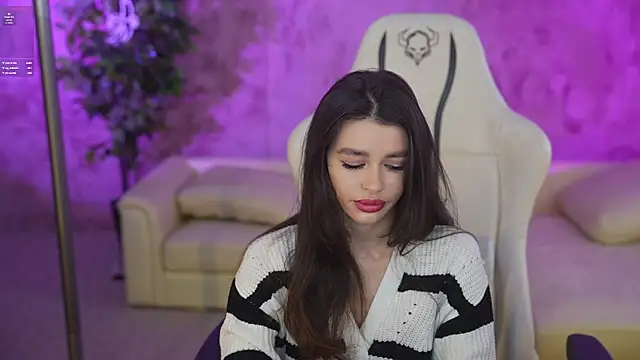 Gabriella054 online show from March 3, 2025, 7:54 am