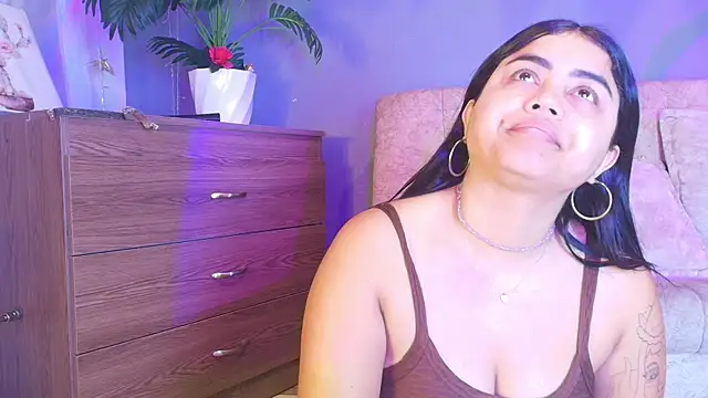 Snapshot of jade_brunnette chatting on June 25, 2026, 8:02 pm jade brunnette online show from June 25, 2026, 8:02 pm