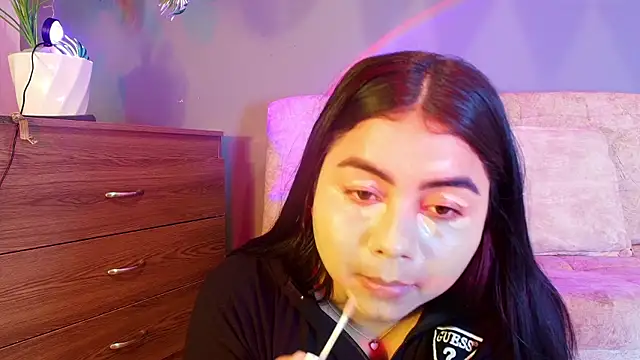 Snapshot of jade_brunnette chatting on July 9, 2026, 8:13 pm jade brunnette online show from July 9, 2026, 8:13 pm