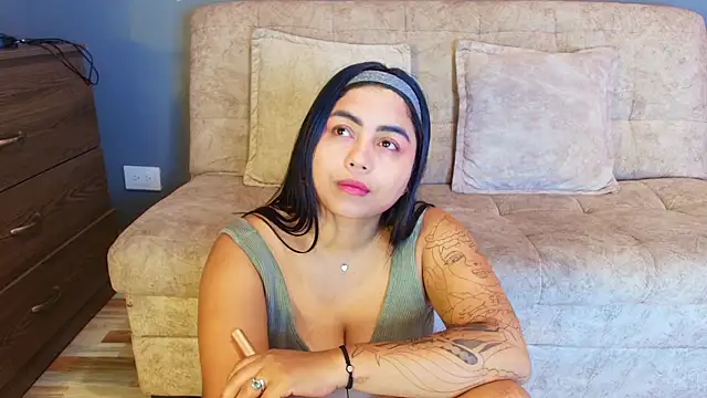 Snapshot of jade_brunnette chatting on July 19, 2026, 8:45 pm jade brunnette online show from July 19, 2026, 8:45 pm
