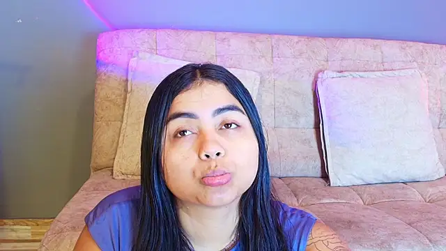 Snapshot of jade_brunnette chatting on July 30, 2026, 8:30 pm jade brunnette online show from July 30, 2026, 8:30 pm