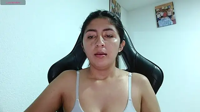 danna peterson1 online show from April 29, 2026, 12:16 am