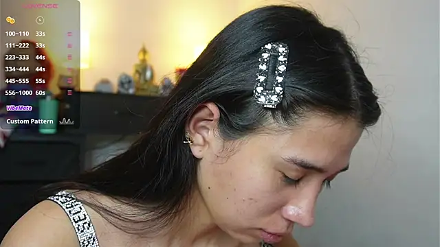 Snapshot of AlessiaVix chatting on January 10, 2025, 4:20 pm AlessiaVix online show from January 10, 2025, 4:20 pm