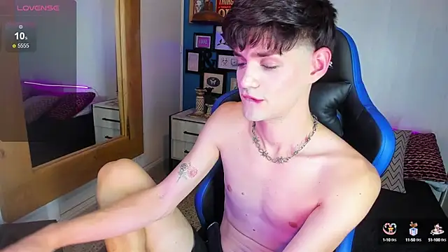 VladHellsing4 online show from February 21, 2025, 5:53 pm