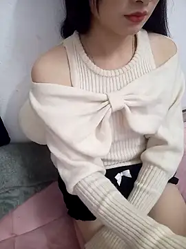 Snapshot of Lovely_kute chatting on December 16, 2024, 3:32 pm Lovely kute online show from December 16, 2024, 3:32 pm