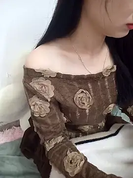 Snapshot of Lovely_kute chatting on December 24, 2024, 10:06 pm Lovely kute online show from December 24, 2024, 10:06 pm