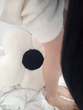 Snapshot of Lovely_kute chatting on January 9, 2025, 7:18 pm Lovely kute online show from January 9, 2025, 7:18 pm