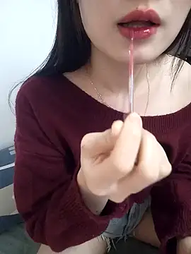 Snapshot of Lovely_kute chatting on January 21, 2025, 10:19 pm Lovely kute online show from January 21, 2025, 10:19 pm