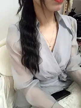 Snapshot of Lovely_kute chatting on March 8, 2025, 3:13 pm Lovely kute online show from March 8, 2025, 3:13 pm