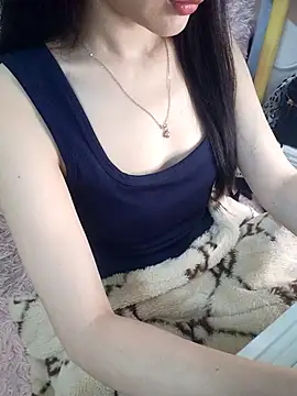 Snapshot of Lovely_kute chatting on November 22, 2025, 9:14 pm Lovely kute online show from November 22, 2025, 9:14 pm