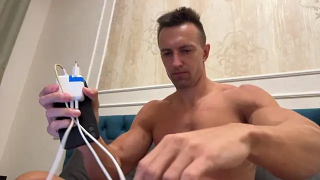 Snapshot of Andy_pecman chatting on October 11, 2025, 7:34 pm Andy pecman online show from October 11, 2025, 7:34 pm