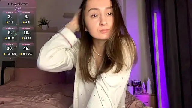 Snapshot of Eva_Eva_ chatting on September 24, 2025, 1:09 am Eva Eva online show from September 24, 2025, 1:09 am