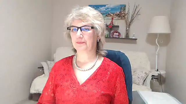 FleurMays online show from February 16, 2026, 6:09 am