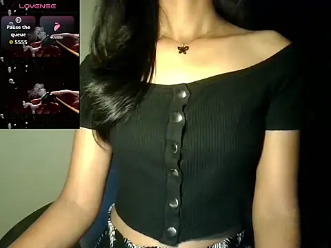 glowybekwa online show from March 4, 2026, 6:36 pm