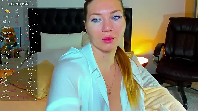 Snapshot of Goddess_Squirt_ chatting on November 15, 2025, 1:47 am Goddess Squirt online show from November 15, 2025, 1:47 am