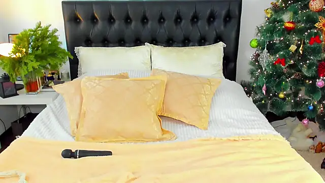 Goddess Squirt  online show from January 14, 2026, 5:57 am