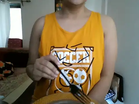 MakeMeCumAhh online show from October 7, 2025, 8:44 am